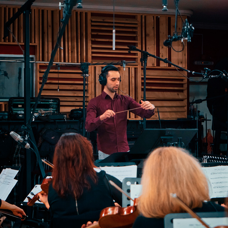 Alexandre Ponte Composer - Conducting the European Recording Orchestra (ERO)